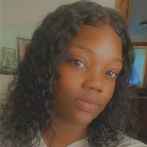 Meet your Posher, Shanequa